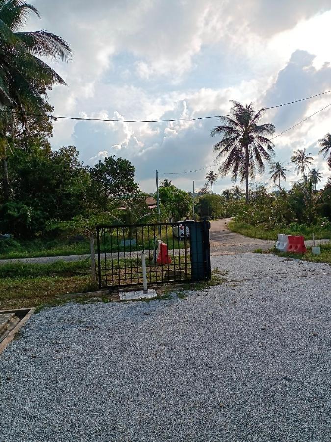 Ummi'S Homestay Kuala Besut Kampong Baru Dış mekan fotoğraf